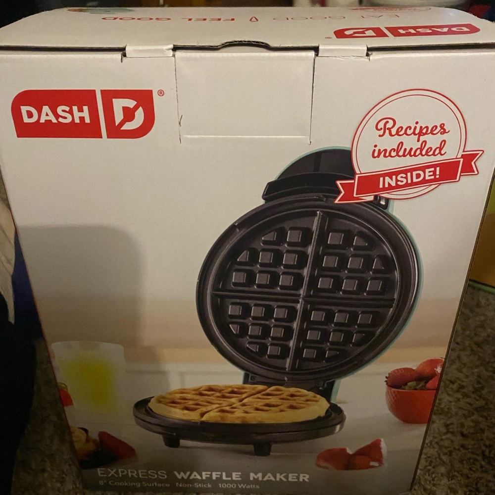 Stuff - Picture 4 of 16